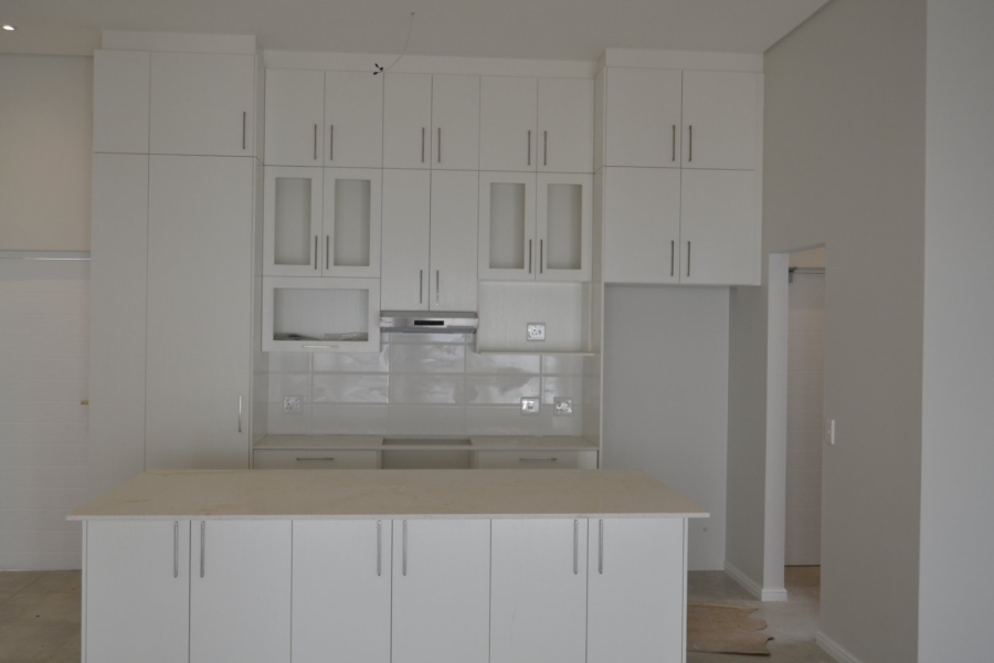 3 Bedroom Property for Sale in Somerset Lakes Western Cape
